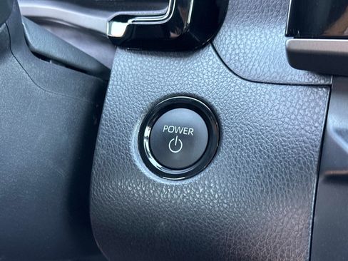 Used 2026 Toyota Camry LE FWD image 27