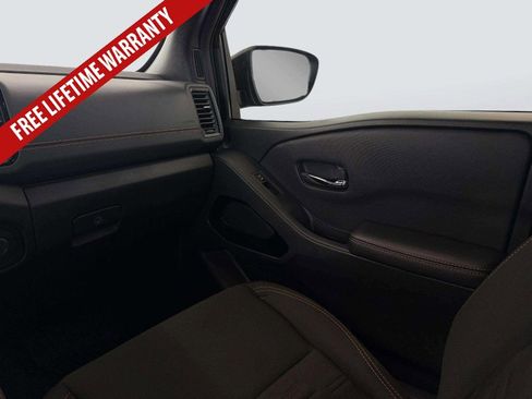 Used 2024 Nissan Frontier PRO-4X w/ Off-Road Protection Package AWD/4WD image 25