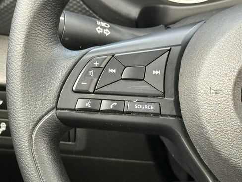 Used 2024 Nissan Kicks S image 27