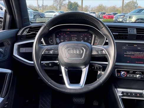 Used 2022 Audi Q3 2.0T Premium image 8
