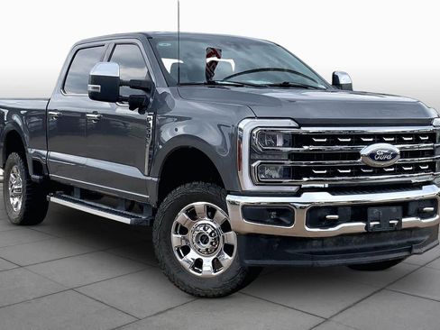 Used 2024 Ford F250 Lariat w/ Chrome Package AWD/4WD image 2