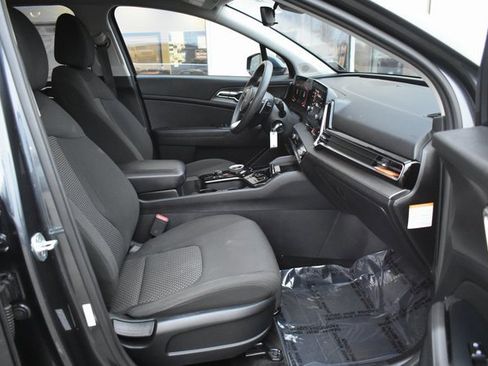 Used 2023 Kia Sportage LX image 38