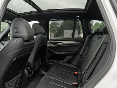 Used 2021 BMW X3 xDrive30i w/ M Sport Package AWD/4WD image 9