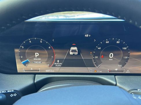 Used 2025 Nissan Armada Platinum w/ Convenience Package image 15