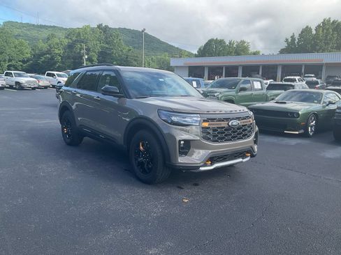 New 2026 Ford Explorer Tremor w/ Tremor Ultimate Package AWD/4WD image 3