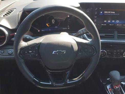 Certified 2024 Chevrolet Trax RS w/ Driver Confidence Package FWD image 12