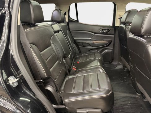 Used 2022 GMC Acadia Denali w/ GMC Pro Grade Package AWD/4WD image 12
