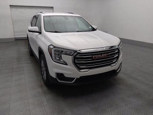 Used 2023 GMC Terrain SLT image 14