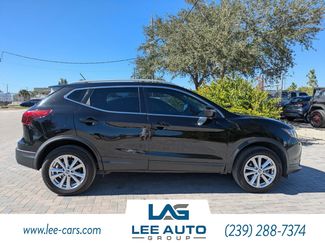 Used 2019 Nissan Rogue Sport SV video 2