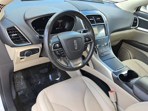 Used 2020 Lincoln Nautilus FWD w/ Equipment Group 101A image 20