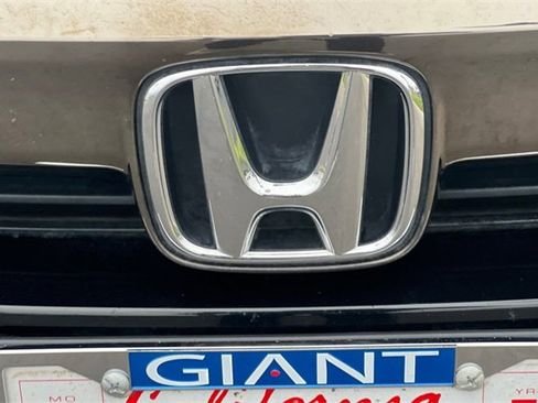 Used 2022 Honda Accord Sport image 36
