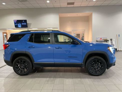 Used 2026 GMC Terrain Elevation w/ Black Edition image 6