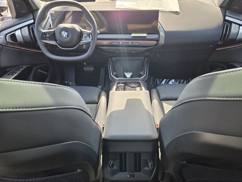 New 2026 BMW X3 xDrive30 w/ Premium Package AWD/4WD image 13