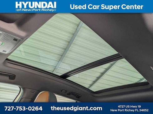 Used 2025 Volkswagen Tiguan SEL R-Line AWD/4WD image 28