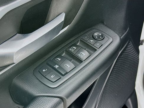 Used 2021 RAM 1500 Big Horn image 27