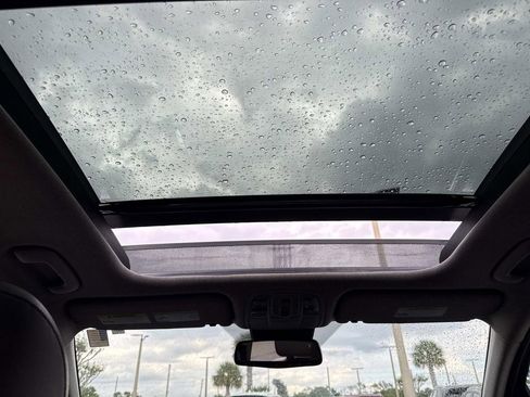 Used 2020 Hyundai Santa Fe SEL w/ Convenience + Premium Package image 21