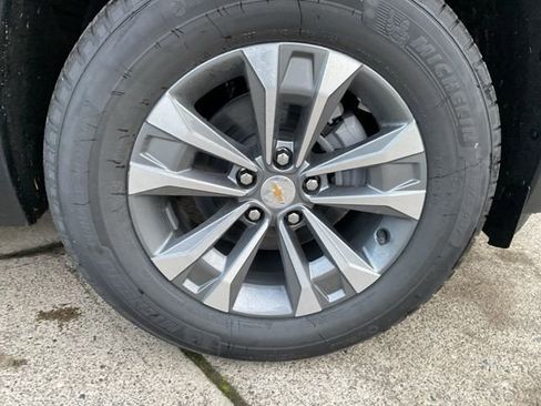 New 2026 Chevrolet Equinox LT AWD/4WD image 14