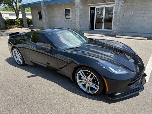 Used 2016 Chevrolet Corvette Stingray Coupe w/ 2LT Preferred Equipment Group image 12