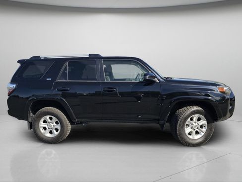 Used 2024 Toyota 4Runner SR5 AWD/4WD image 25