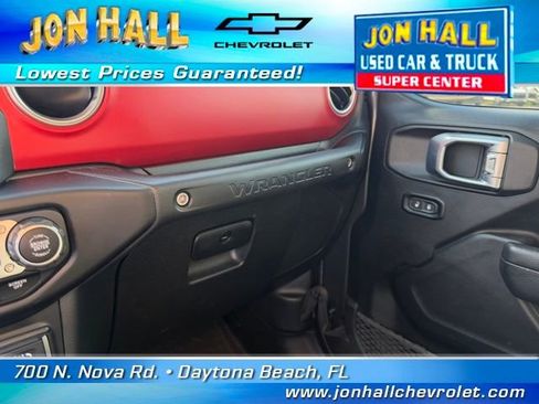 Used 2023 Jeep Wrangler Unlimited Rubicon w/ LED Lighting Group image 30