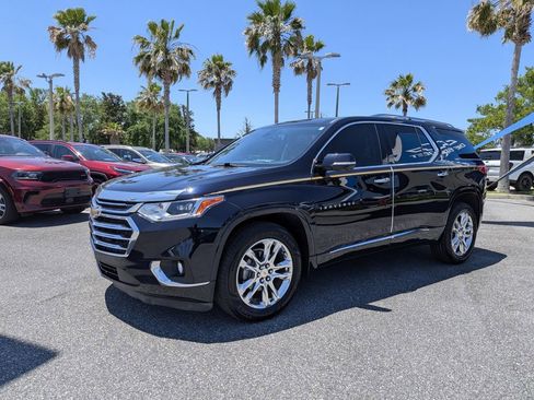 Used 2020 Chevrolet Traverse High Country w/ LPO, Floor Liner Package AWD/4WD image 7