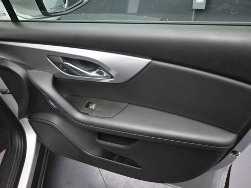 Used 2021 Chevrolet Blazer LT image 29