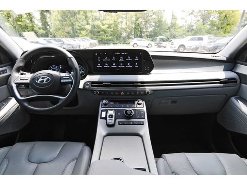 Used 2025 Hyundai Palisade SEL FWD image 7