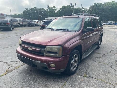 Used 2004 Chevrolet TrailBlazer 4WD w/ LT Preferred Equipment Group image 1