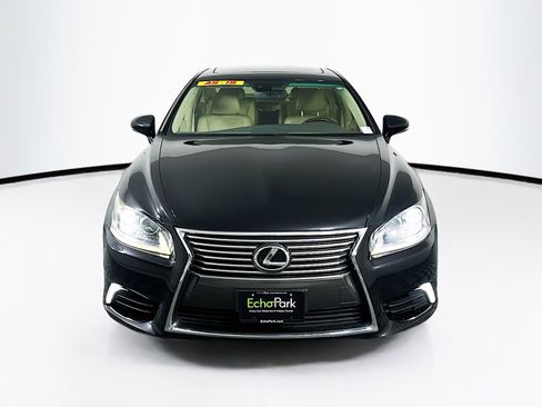 Used 2013 Lexus LS 460 image 2