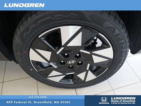 Used 2025 Hyundai Kona SEL AWD/4WD image 29
