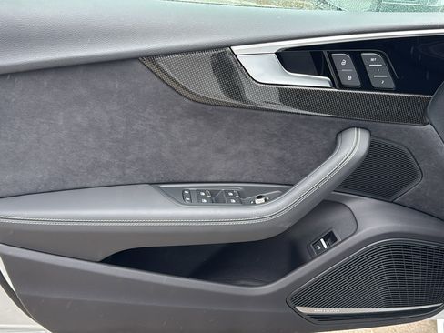 Used 2025 Audi S5 Premium Plus image 12