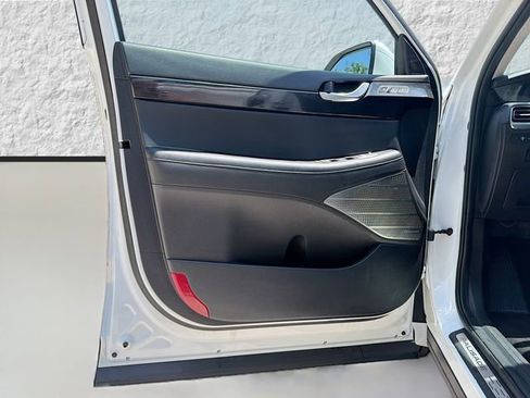 Used 2021 Hyundai Palisade Limited FWD image 24