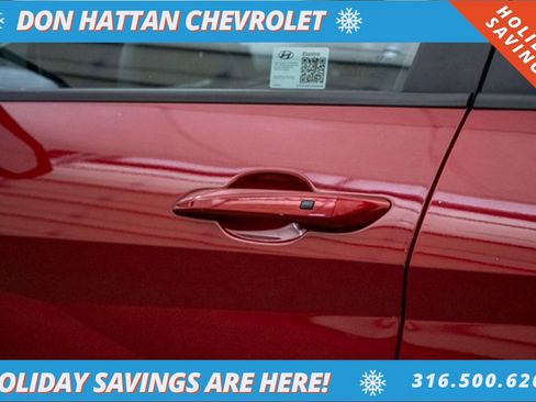 Used 2024 Hyundai Elantra SEL image 30