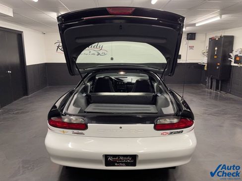 Used 1993 Chevrolet Camaro Z28 image 12