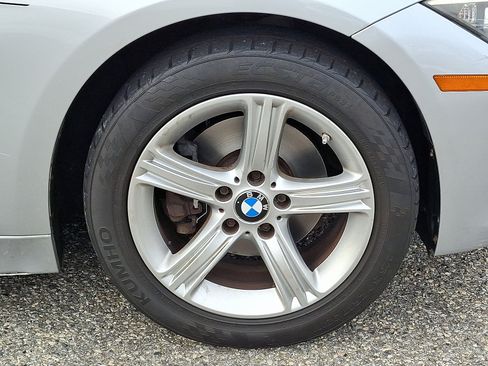 Used 2014 BMW 320i xDrive Sedan image 8
