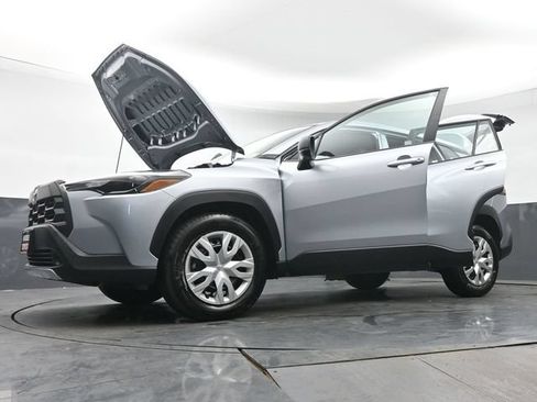 Used 2026 Toyota Corolla Cross L AWD/4WD image 43