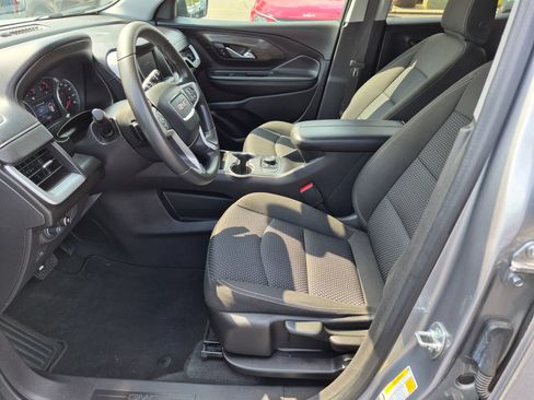 Used 2024 GMC Terrain SLE FWD image 14