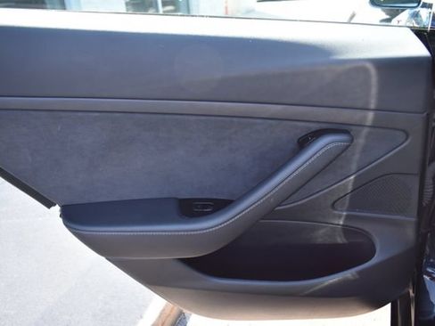 Used 2020 Tesla Model 3 Standard Range RWD image 28
