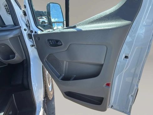 Used 2022 Ford E-Transit 148 High Roof w/ Load Area Protection Package RWD image 31