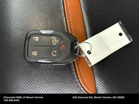 Used 2022 GMC Sierra 3500 AT4 w/ AT4 Preferred Package image 28