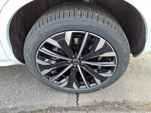 New 2026 Volvo XC90 B6 Ultra w/ Protection Package Premier AWD/4WD image 7