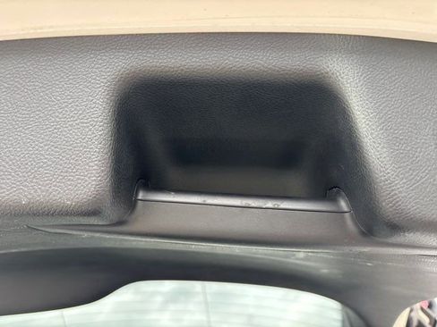Used 2021 Ford Edge SEL w/ Convenience Package FWD image 17