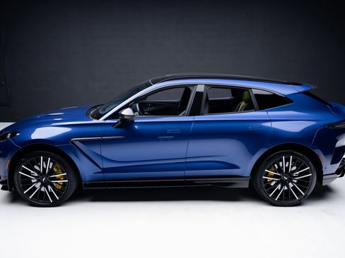 Used 2023 Aston Martin DBX 707 image 17