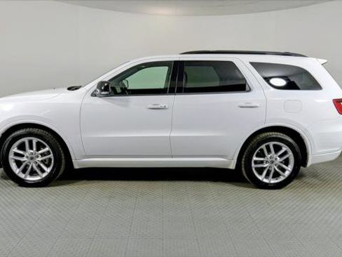 Used 2024 Dodge Durango GT image 3