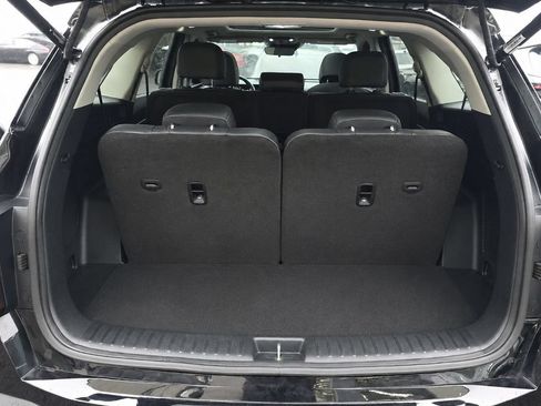 Used 2024 Kia Sorento S w/ Panoramic Sunroof Package AWD/4WD image 16