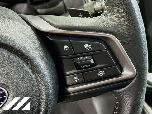 Used 2025 Subaru Outback Premium AWD/4WD image 13