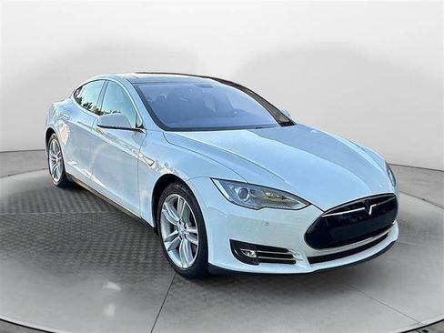Used 2013 Tesla Model S Long Range image 7