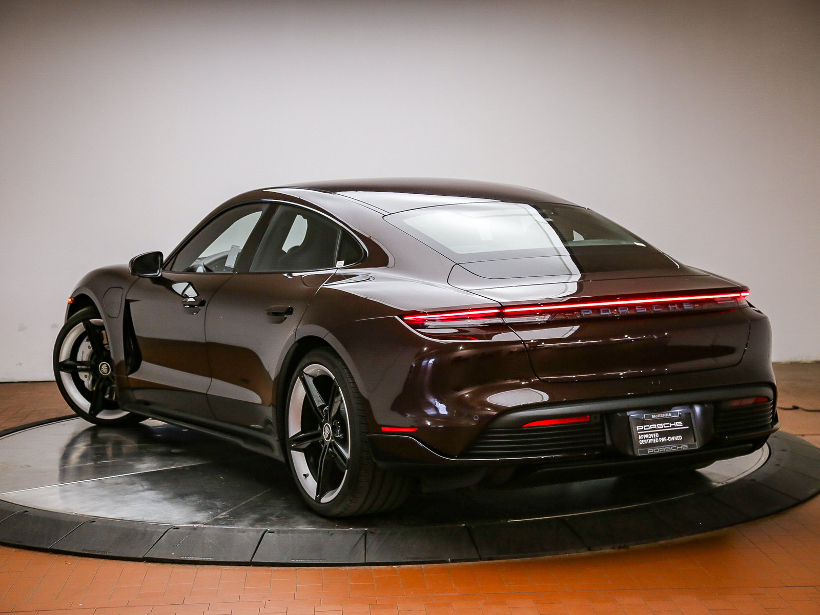 Certified 2021 Porsche Taycan Turbo AWD/4WD image 3