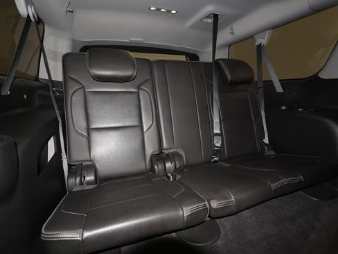 Used 2019 GMC Yukon XL Denali w/ Denali Ultimate Package image 17