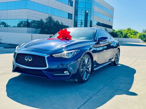 Used 2019 INFINITI Q60 3.0t Luxe w/ Cargo Package RWD image 17